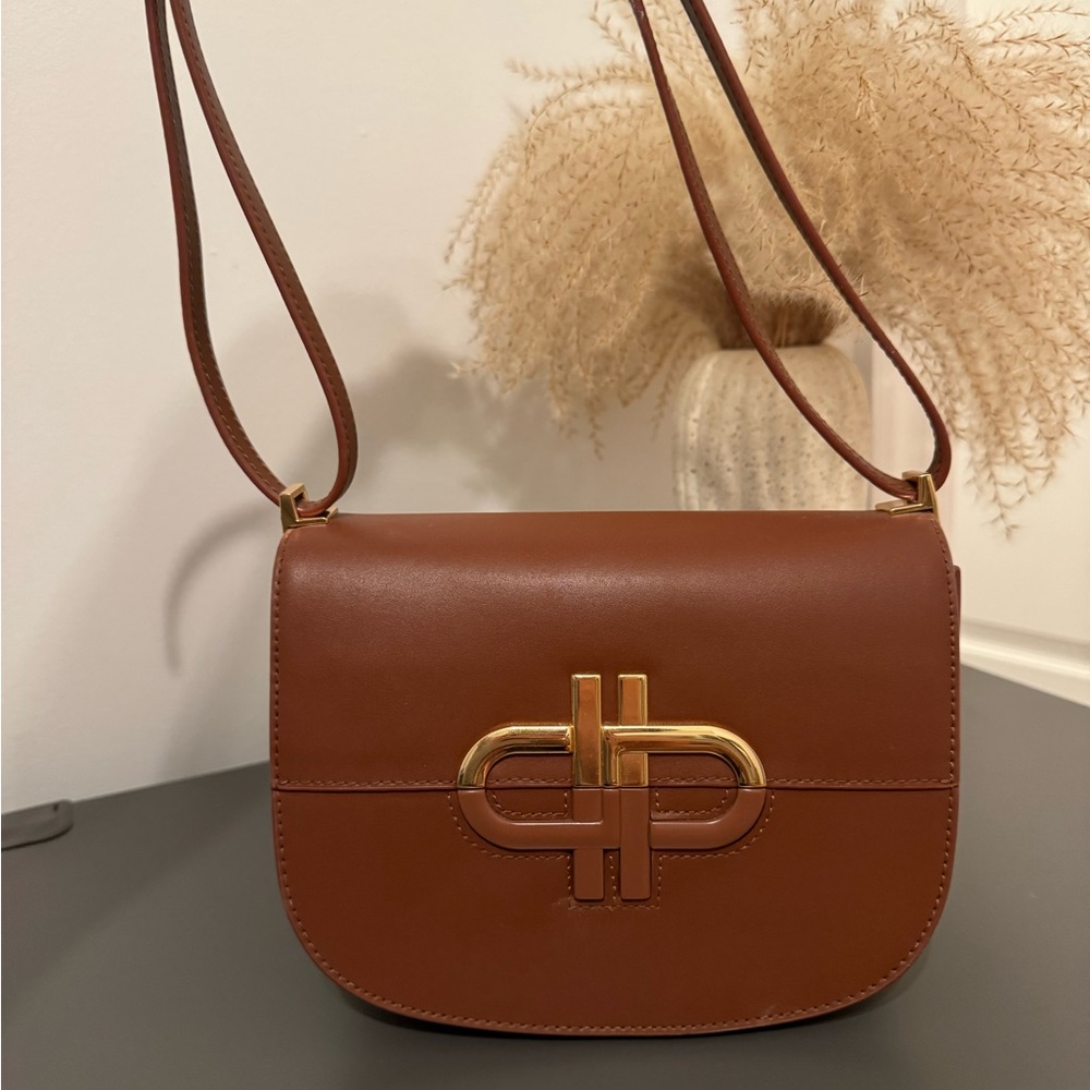 Pedro Elegant Tan Crossbody Bag - Picture 3 of 9